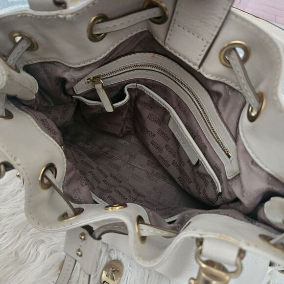 Michael Kors Pebble Leather - Picture 9 of 9